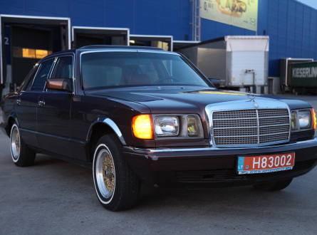 Mercedes-Benz S 300 1983 m., Sedanas