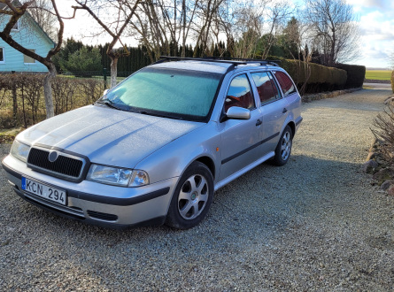 Skoda Octavia 2000 m., Universalas